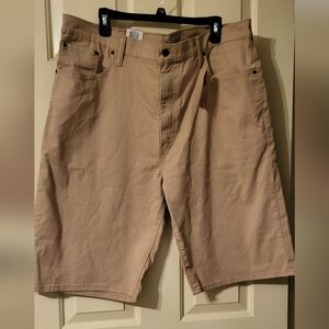 Brand New Men's LEVI 569 Tan Shorts